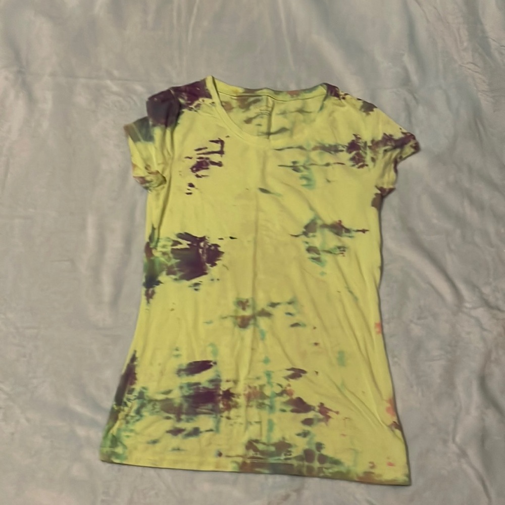 Green tie dye shirt